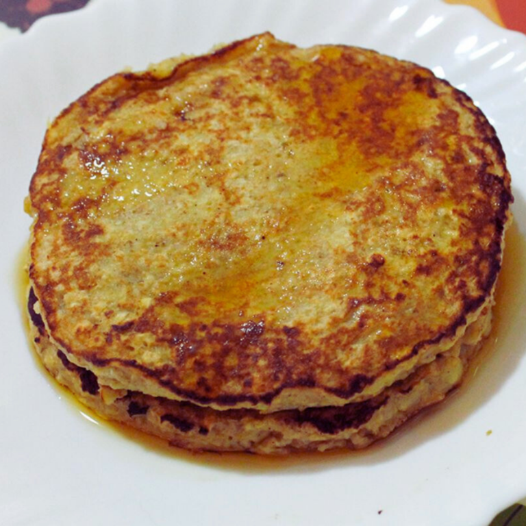 Panqueca vegana fitness de aveia com manga